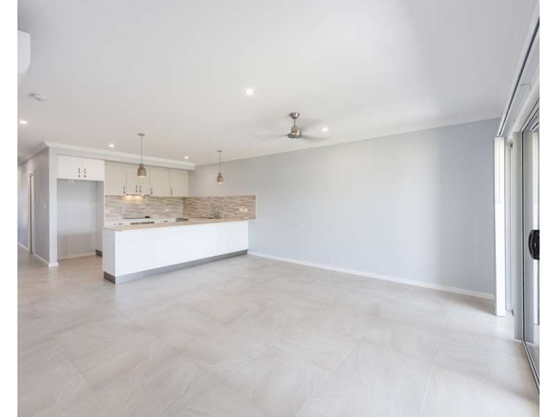 2/9 Clear Water Close, Grafton NSW 2460