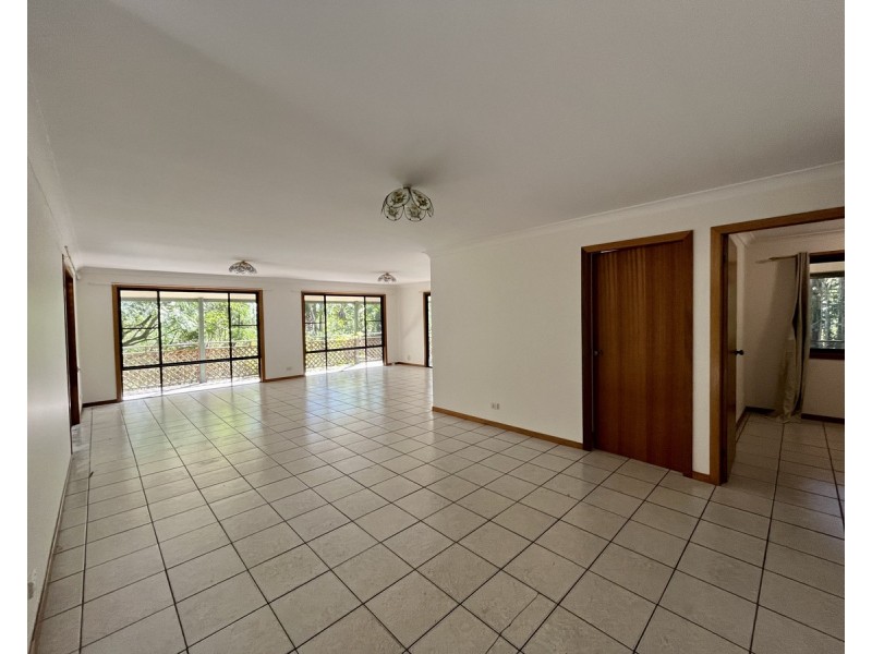 442 Armidale Road, Elland NSW 2460