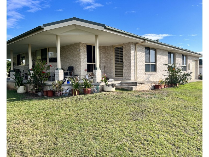 23 Riverside Drive, South Grafton NSW 2460