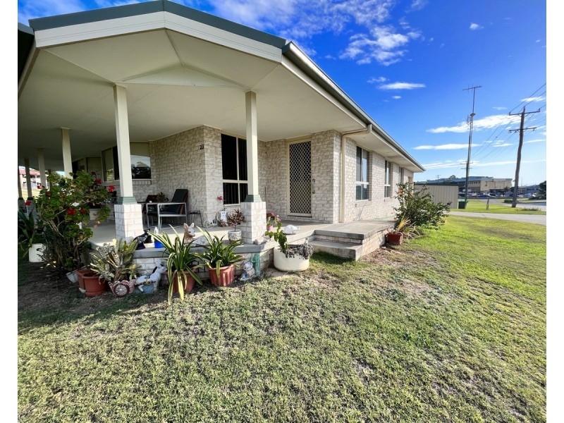 23 Riverside Drive, South Grafton NSW 2460