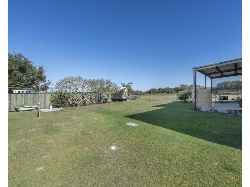 17 Hiawatha Street, Minnie Water NSW 2462