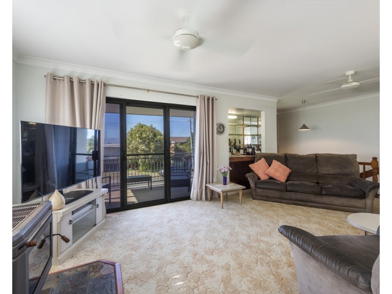 17 Hiawatha Street, Minnie Water NSW 2462