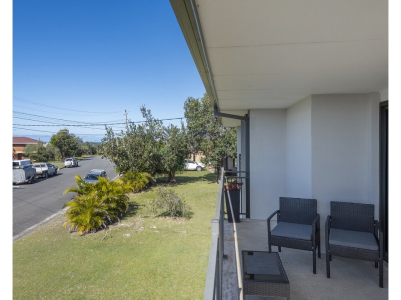 17 Hiawatha Street, Minnie Water NSW 2462