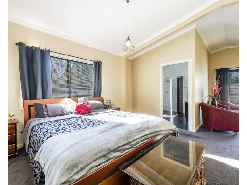 406 Clarence Way, Mountain View NSW 2460