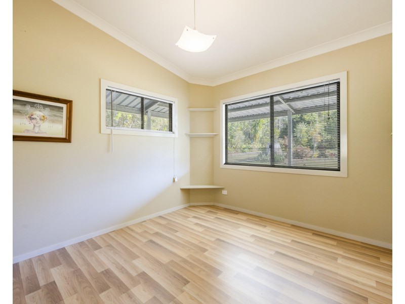 406 Clarence Way, Mountain View NSW 2460