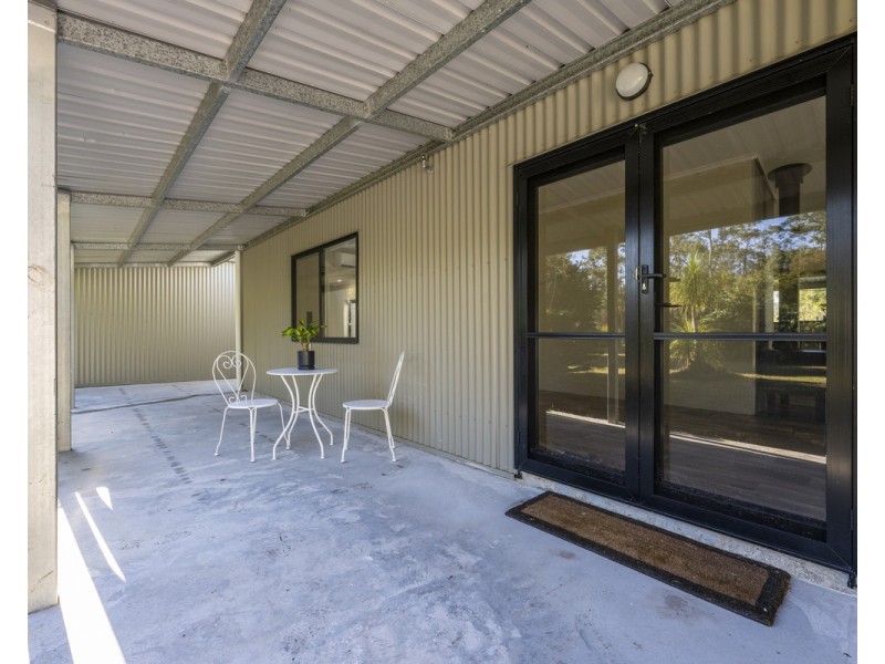 406 Clarence Way, Mountain View NSW 2460