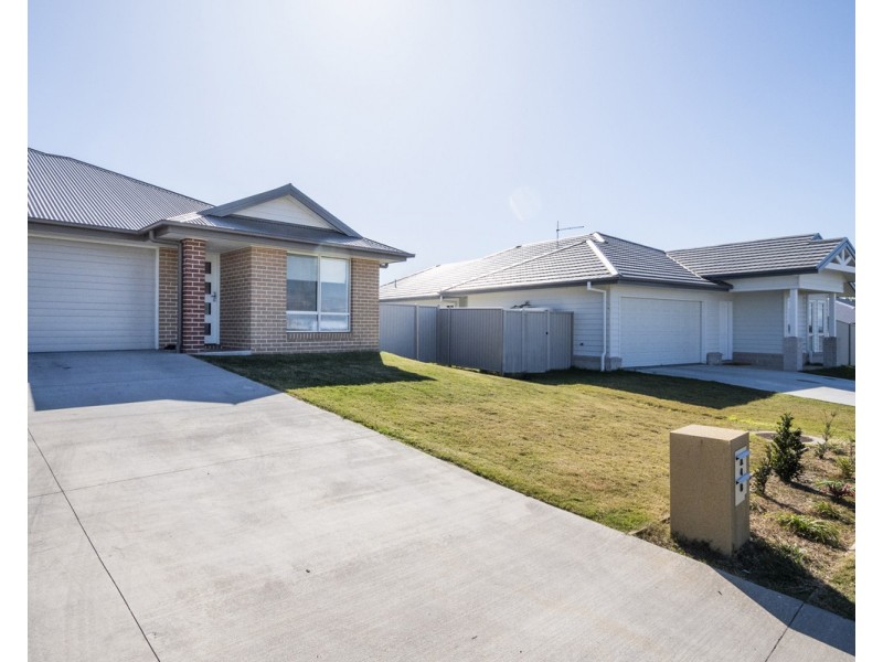 4a Gibraltar Crescent, Koolkhan NSW 2460