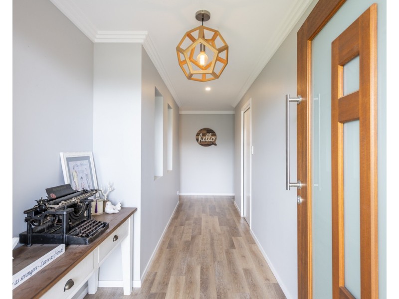 11 Attwater Close, Junction Hill NSW 2460