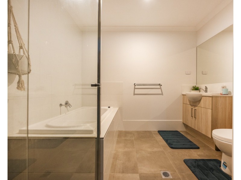 4A Gibraltar Crescent, Koolkhan NSW 2460