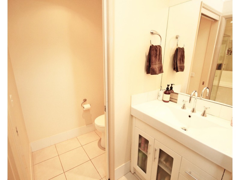 2/99 Oliver Street, Grafton NSW 2460