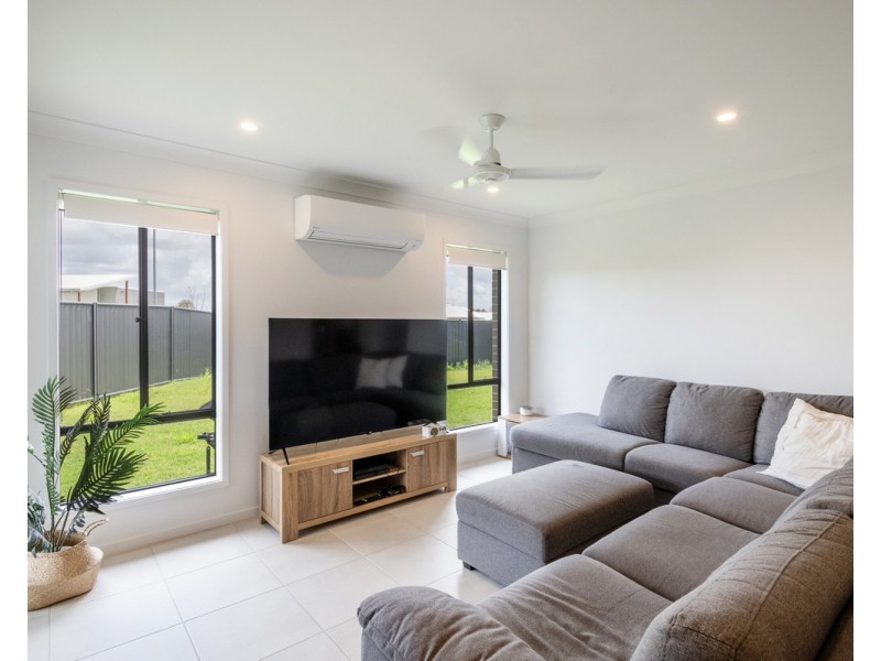 20A & 20B Gibralter Crescent, Koolkhan NSW 2460