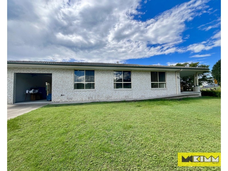 25 Riverside Drive, South Grafton NSW 2460