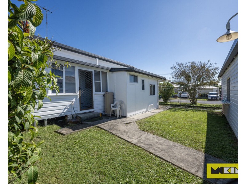 1 & 2/11 Hawthorne Street, South Grafton NSW 2460