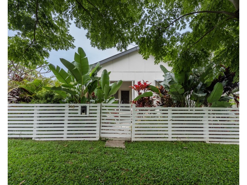 245 Oliver Street, Grafton NSW 2460