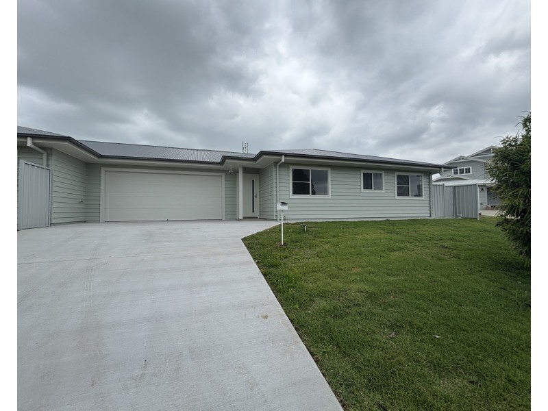 11B Clear Water Close, Grafton NSW 2460