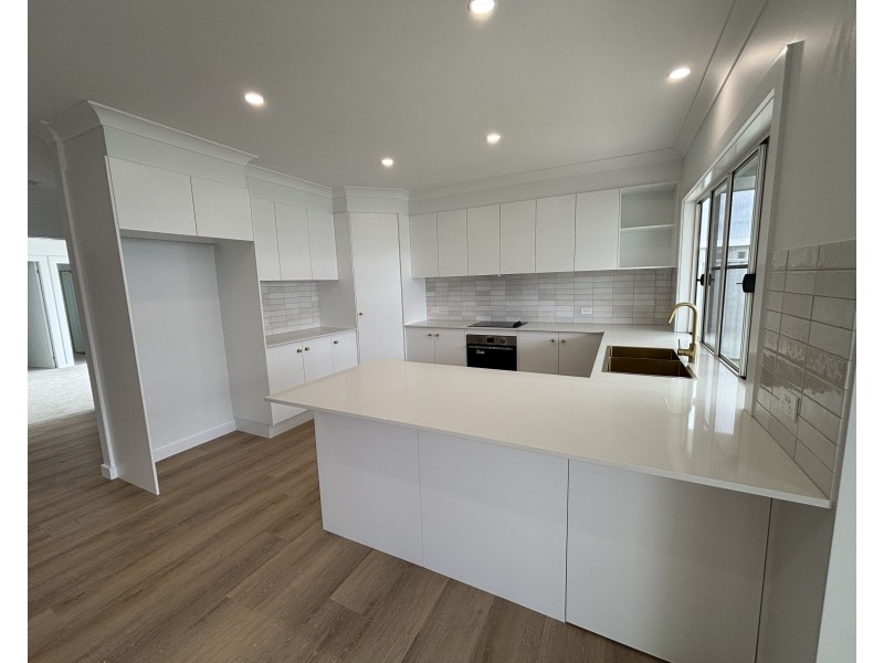 11B Clear Water Close, Grafton NSW 2460