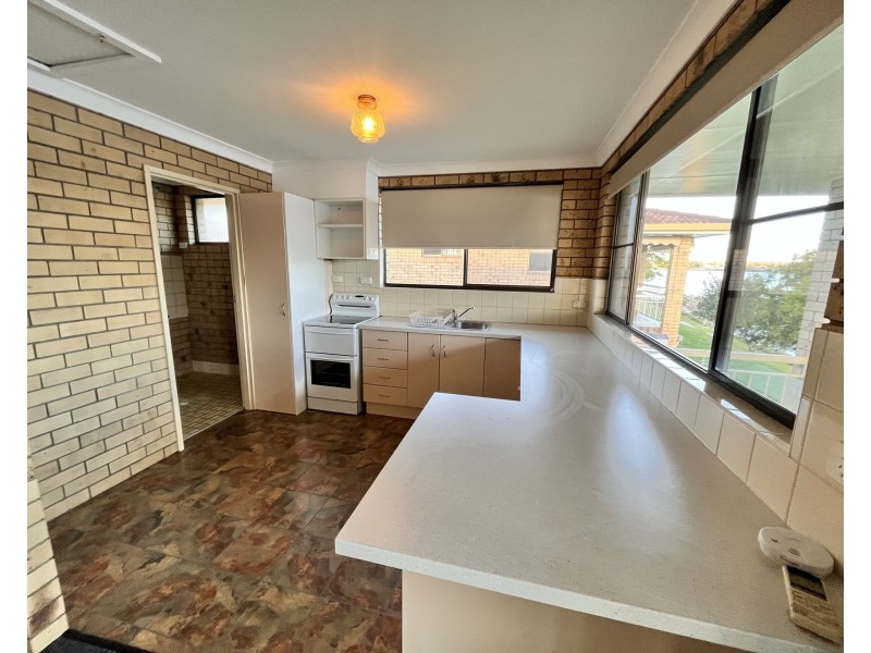 2/10 Blackwood Close, Grafton NSW 2460