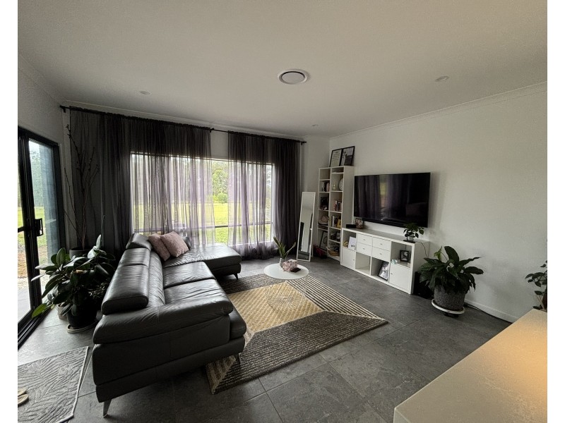 129 Mountainview Circuit, Mountain View NSW 2460