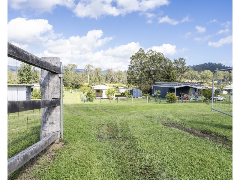 3883 Old Glen Innes Road, Buccarumbi NSW 2460
