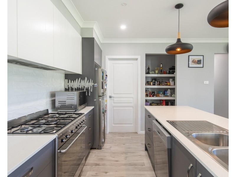 6 Harley Close, Mountain View NSW 2460