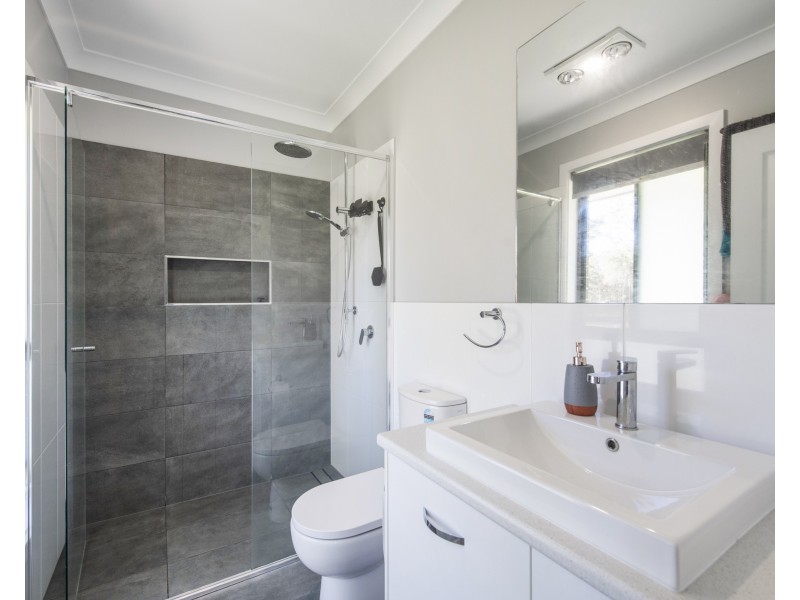 6 Harley Close, Mountain View NSW 2460