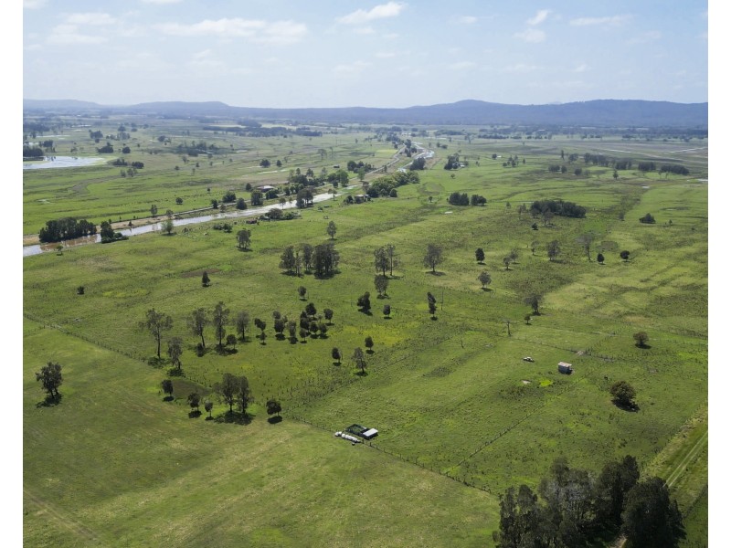 13 Coulters Lane, Calliope NSW 2462