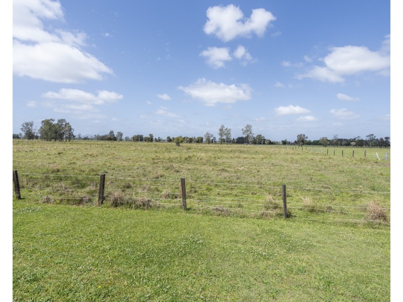 13 Coulters Lane, Calliope NSW 2462