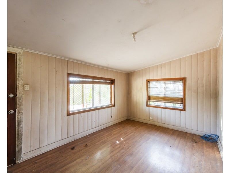 9-11 Neill Street, Lawrence NSW 2460