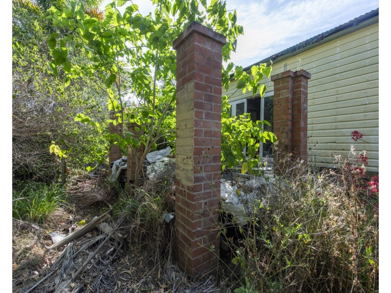 9-11 Neill Street, Lawrence NSW 2460