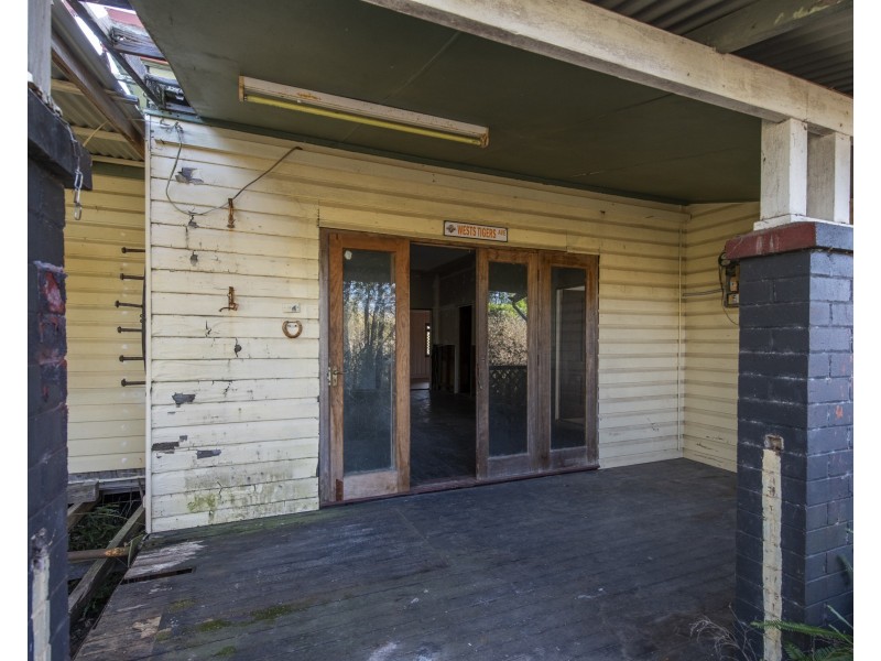 9-11 Neill Street, Lawrence NSW 2460