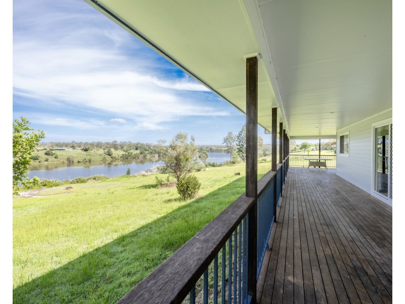 62 Whiting Drive, Seelands NSW 2460