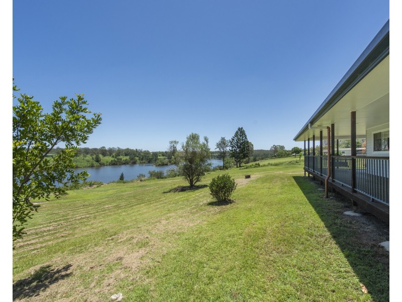 62 Whiting Drive, Seelands NSW 2460