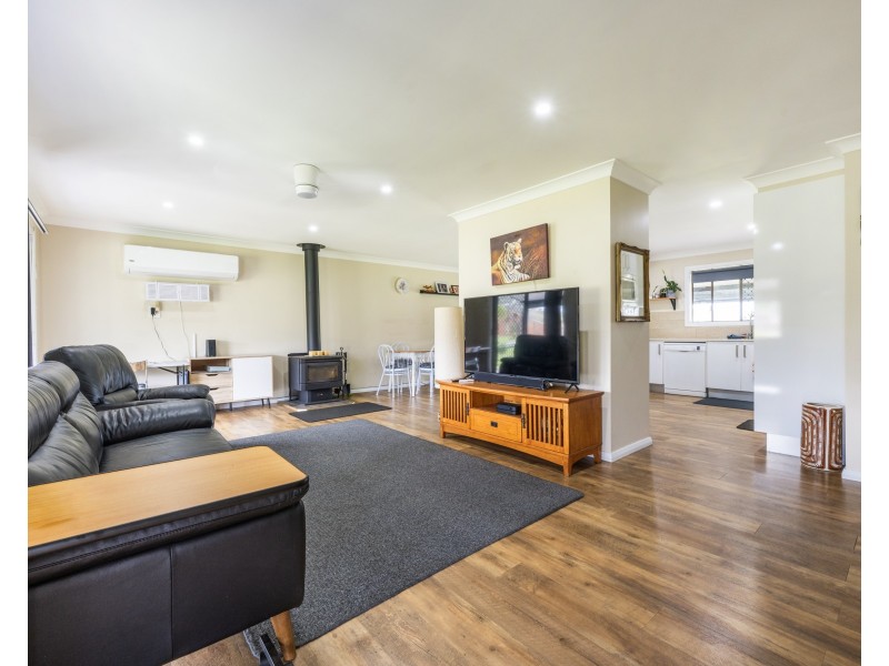 38 Lakkari Street, Coutts Crossing NSW 2460