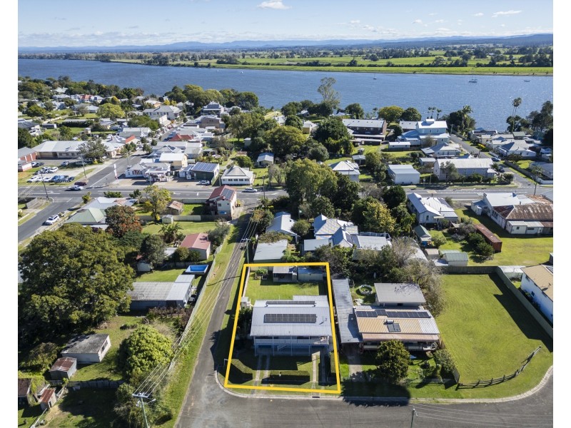 1 John Close, Ulmarra NSW 2462