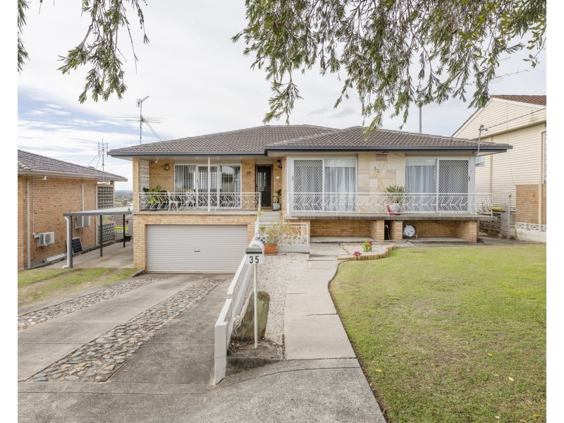 35 Roberts Drive, South Grafton NSW 2460