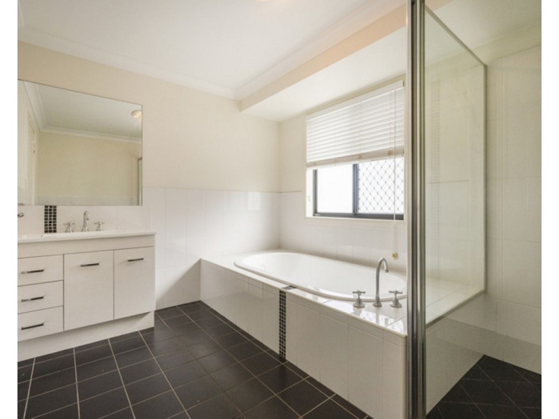 25 Islandview Close, Grafton NSW 2460
