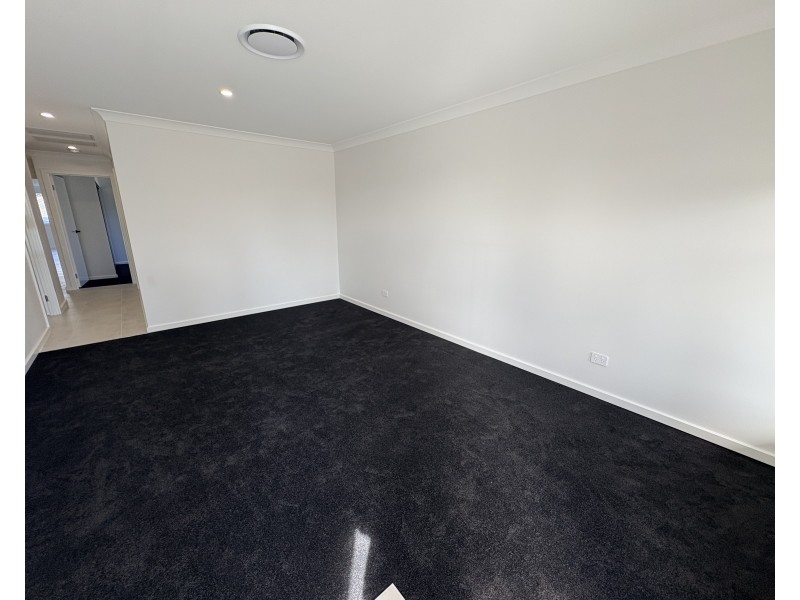 2/11 Howletts Close, Grafton NSW 2460