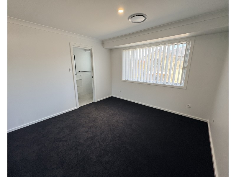 2/11 Howletts Close, Grafton NSW 2460