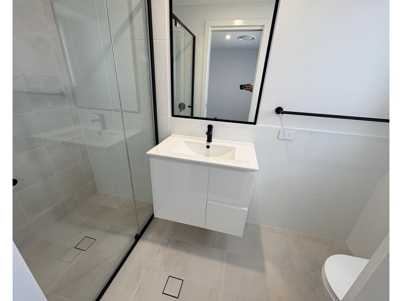 2/11 Howletts Close, Grafton NSW 2460