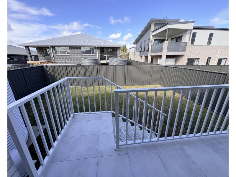 2/11 Howletts Close, Grafton NSW 2460
