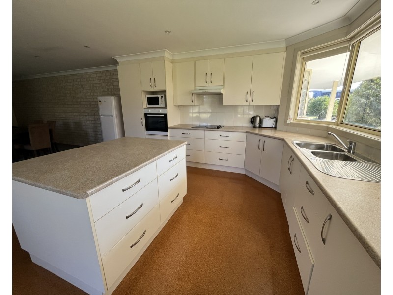 25 Riverside Drive, South Grafton NSW 2460