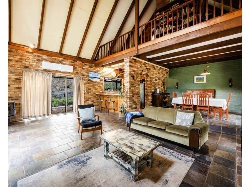2663 Armidale Road, Blaxlands Creek NSW 2460