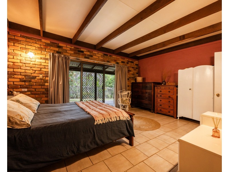 2663 Armidale Road, Blaxlands Creek NSW 2460