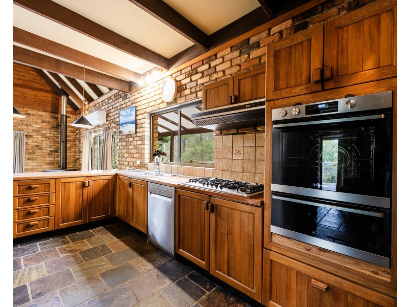 2663 Armidale Road, Blaxlands Creek NSW 2460