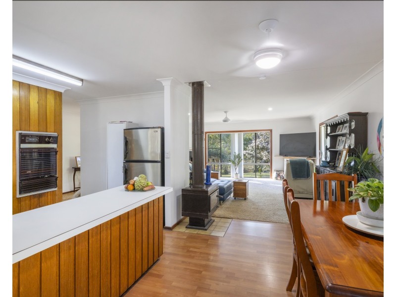 58 Hillview Drive, Waterview Heights NSW 2460