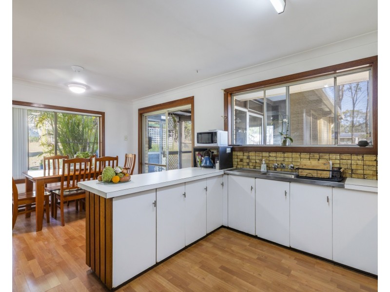 58 Hillview Drive, Waterview Heights NSW 2460
