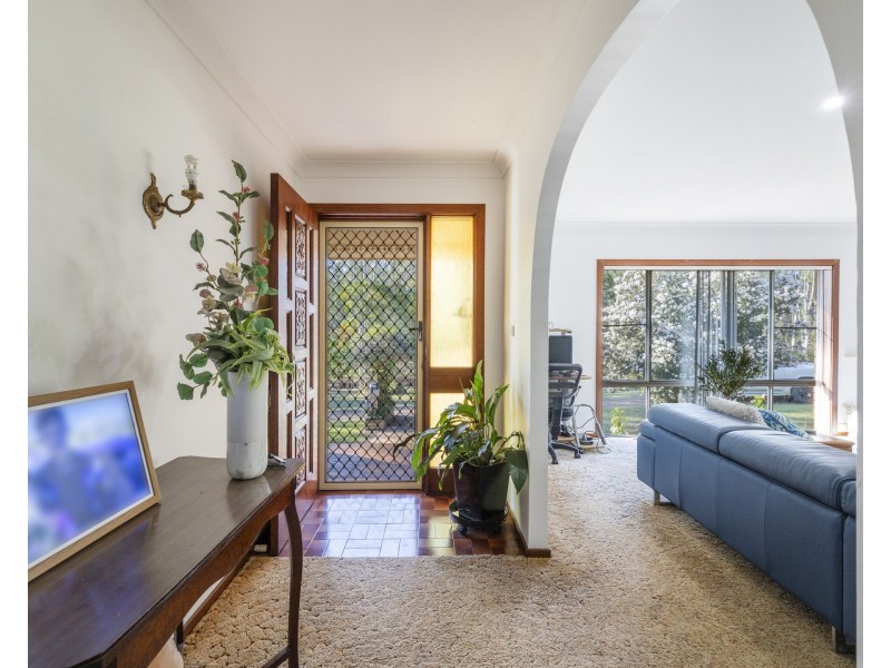 58 Hillview Drive, Waterview Heights NSW 2460