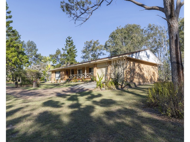 58 Hillview Drive, Waterview Heights NSW 2460