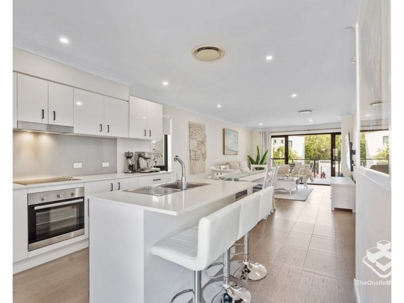 ID:21143144/61 East Quay Drive, Biggera Waters QLD 4216