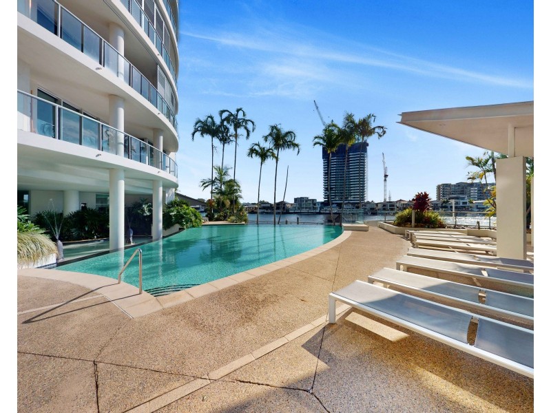 ID:21152680/40 Riverview Parade, Surfers Paradise QLD 4217